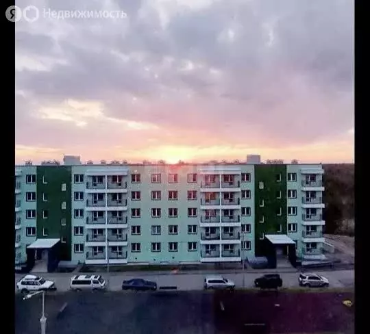 2-комнатная квартира: посёлок городского типа Шахтёрск, Окружная ... - Фото 1