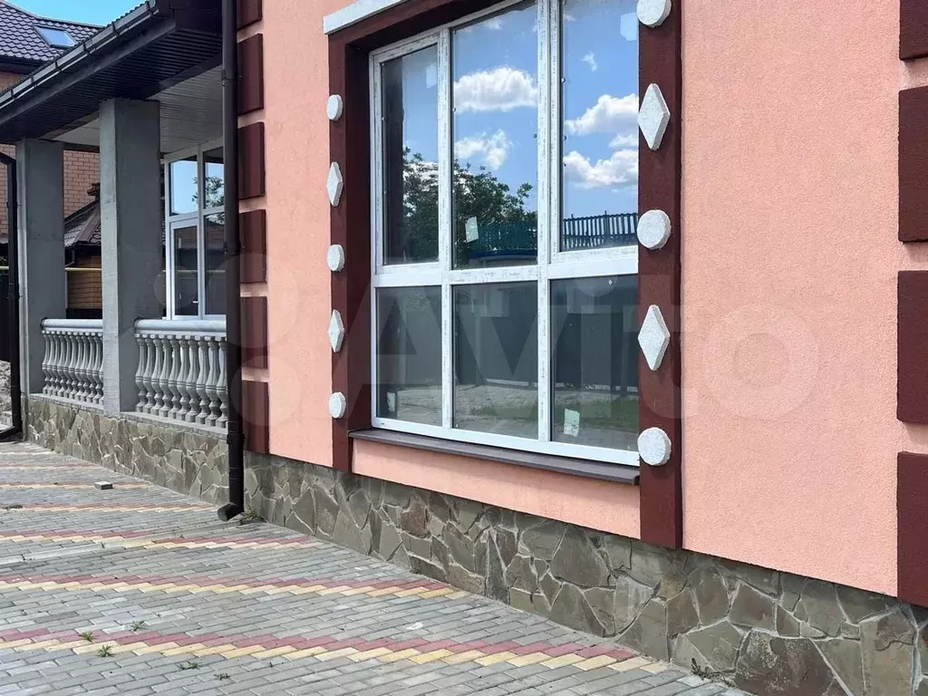Комната 36 м в 1-к., 1/2 эт. - Фото 1