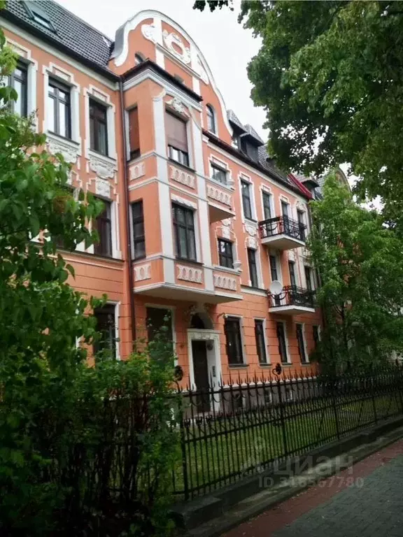 3-к кв. Калининградская область, Калининград Комсомольская ул., 53А ... - Фото 1