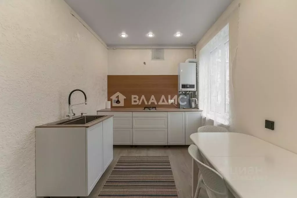 2-к кв. Калининградская область, Калининград Ярославская ул., 2А (50.0 ... - Фото 0