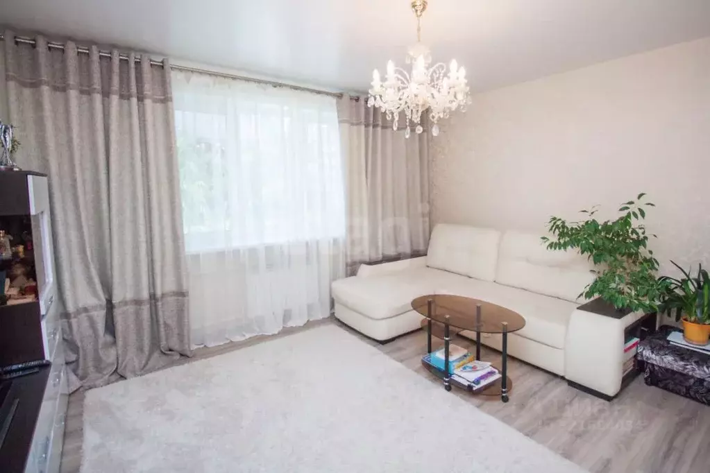 3-к кв. Сахалинская область, Южно-Сахалинск Комсомольская ул., 241 ... - Фото 2