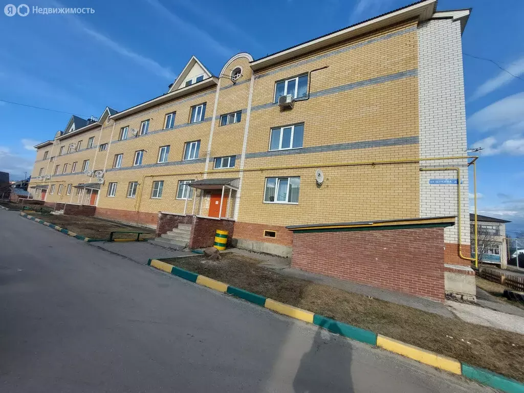 4-комнатная квартира: Нижегородская область, рабочий посёлок ... - Фото 0