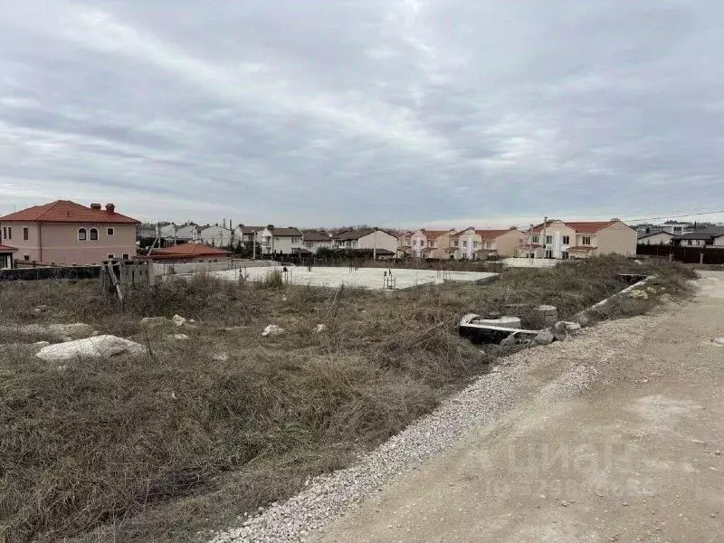 Участок в Севастополь ул. Лукомская, 93 (7.0 сот.) - Фото 2