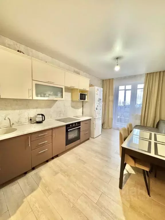1-к кв. Татарстан, Казань ул. Баки Урманче, 5 (52.0 м) - Фото 1