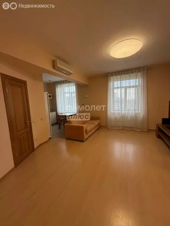 Квартира-студия: Омск, проспект Мира, 50 (42 м) - Фото 2