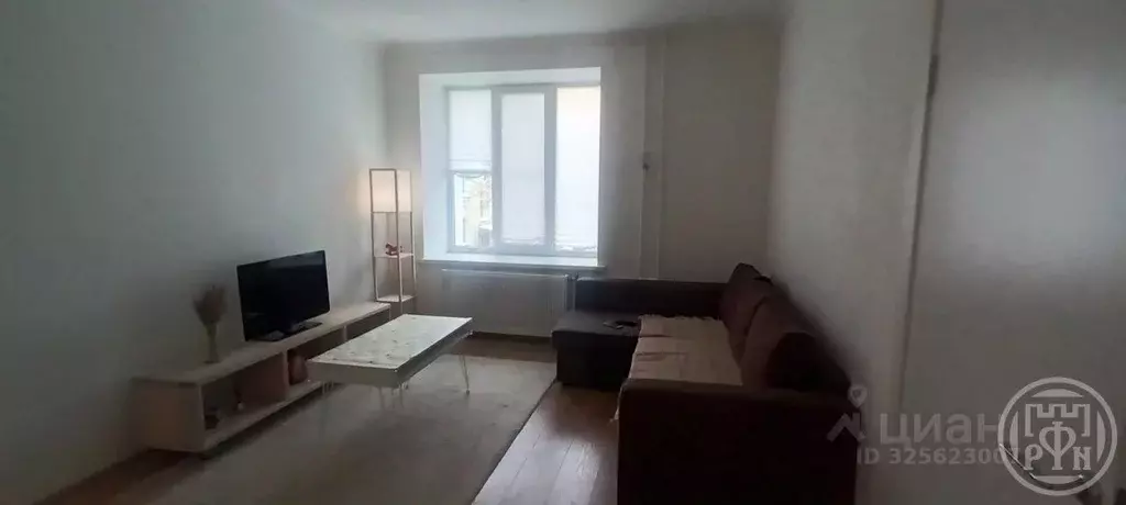 1-к кв. Санкт-Петербург, Санкт-Петербург, Кронштадт Ленинградская ул., ... - Фото 1