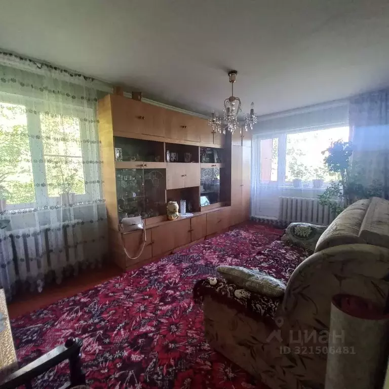 3-к кв. Алтайский край, Барнаул ул. Новосибирская, 22 (62.0 м) - Фото 1