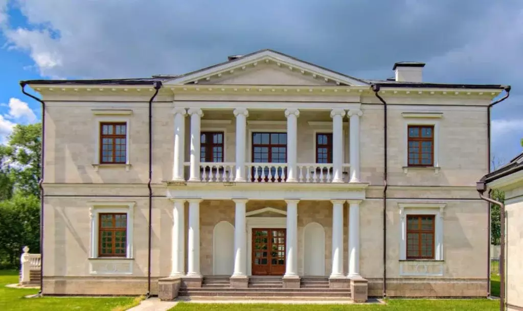 Коттедж в Московская область, Одинцовский городской округ, д. Жуковка, ... - Фото 0