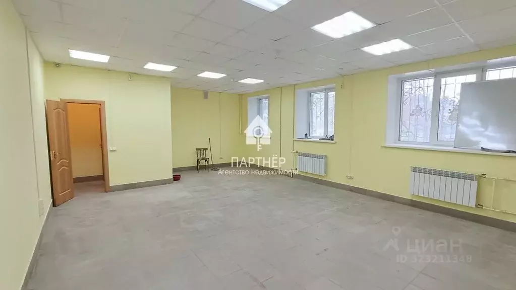 Помещение свободного назначения в Владимирская область, Ковров ул. ... - Фото 1