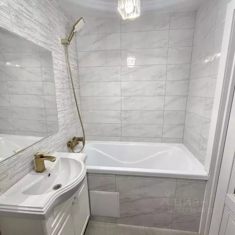 1-к кв. Брянская область, Брянск ул. Горбатова, 29 (41.2 м) - Фото 1