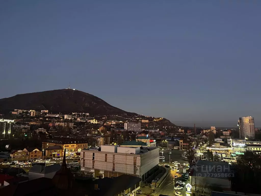 1-к кв. Ставропольский край, Пятигорск ул. Бунимовича, 15к1 (63.0 м) - Фото 1