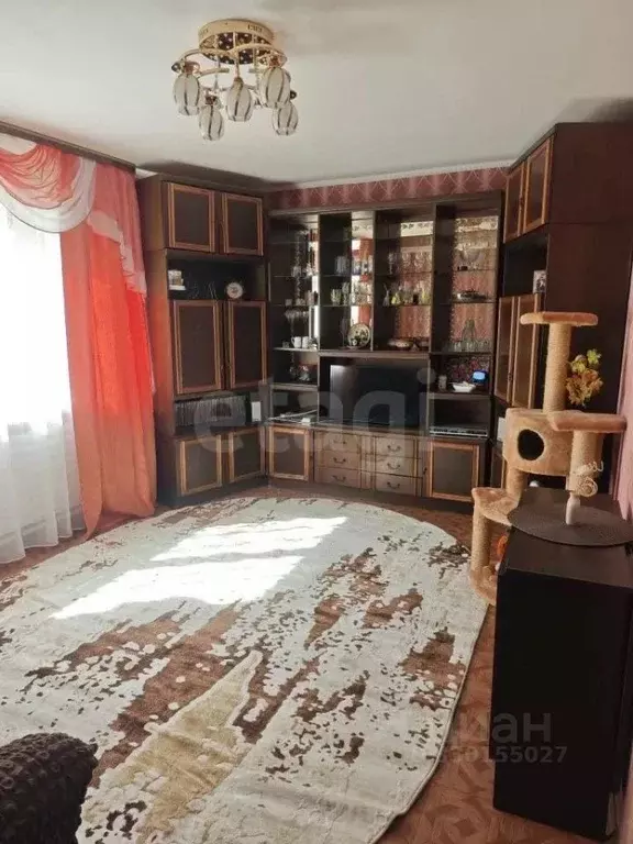 3-к кв. Псковская область, Пушкинские Горы рп ул. Пушкинская, 29Г ... - Фото 1