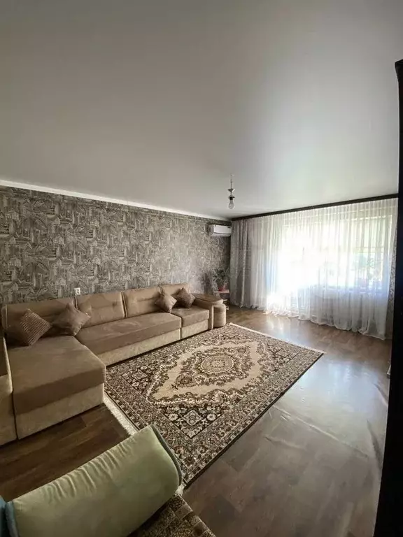 3-к. квартира, 73 м, 1/2 эт. - Фото 1