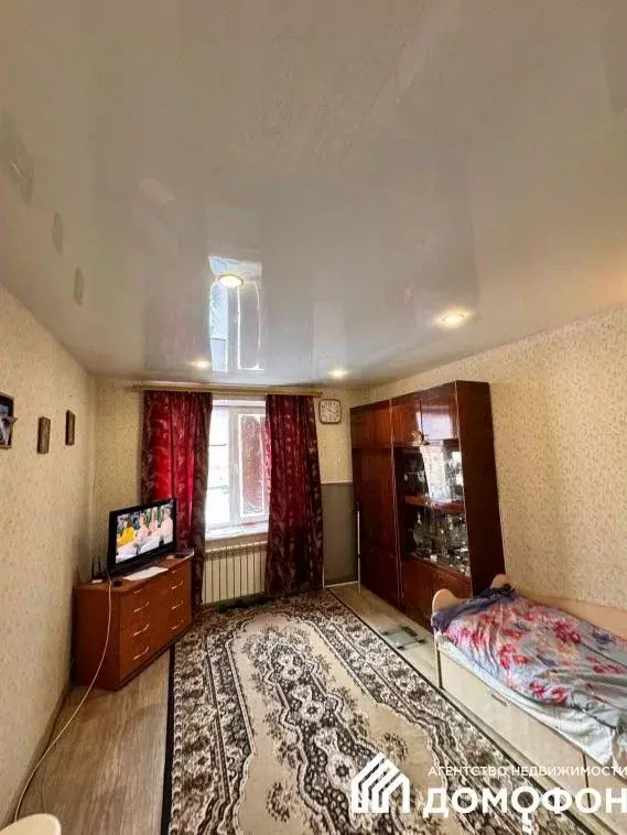 1-к кв. Омская область, Омск Звездная ул., 10 (41.6 м) - Фото 1