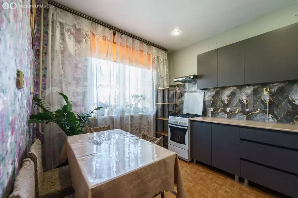 3-комнатная квартира: Липецк, улица Героя России Эдуарда Белана, 5 (64 ... - Фото 1