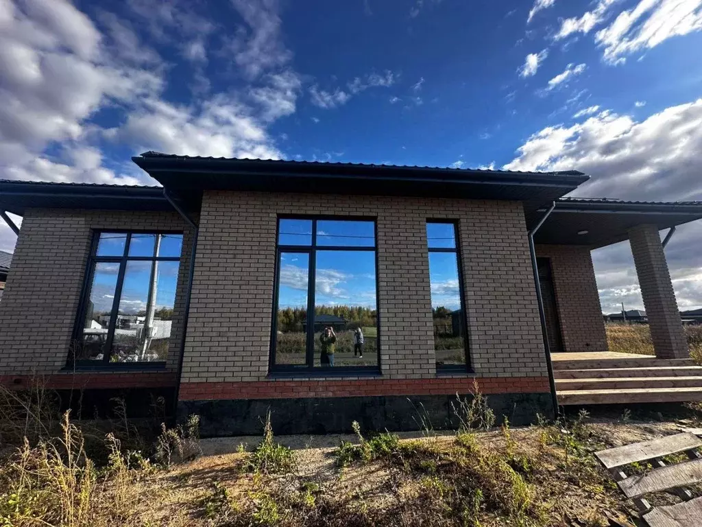 Дом в Татарстан, Казань ул. Сандугач (100 м) - Фото 1