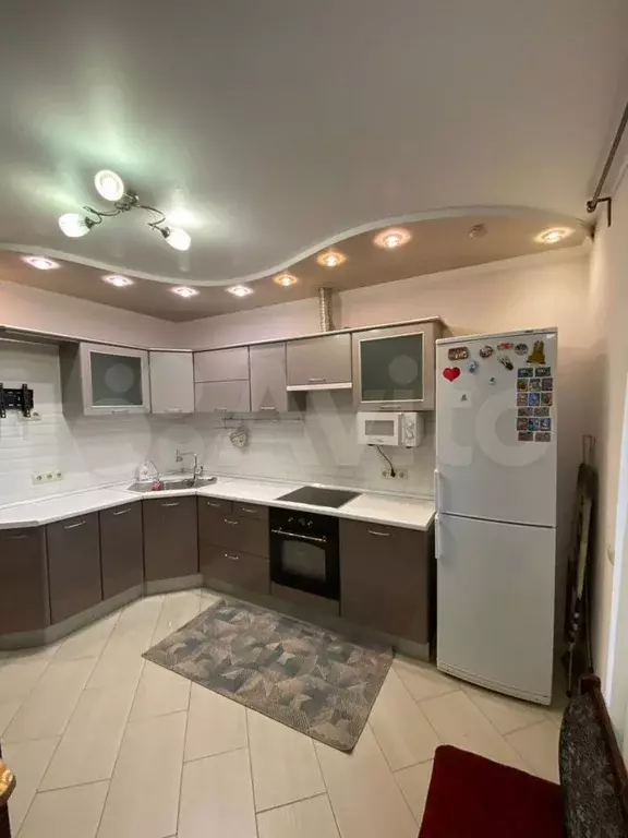 1-к. квартира, 55 м, 7/15 эт. - Фото 0