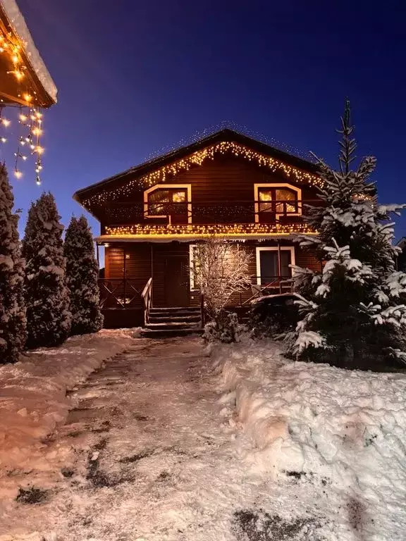 Дом в Ленинградская область, Приозерский район, Сосновское с/пос, д. ... - Фото 1
