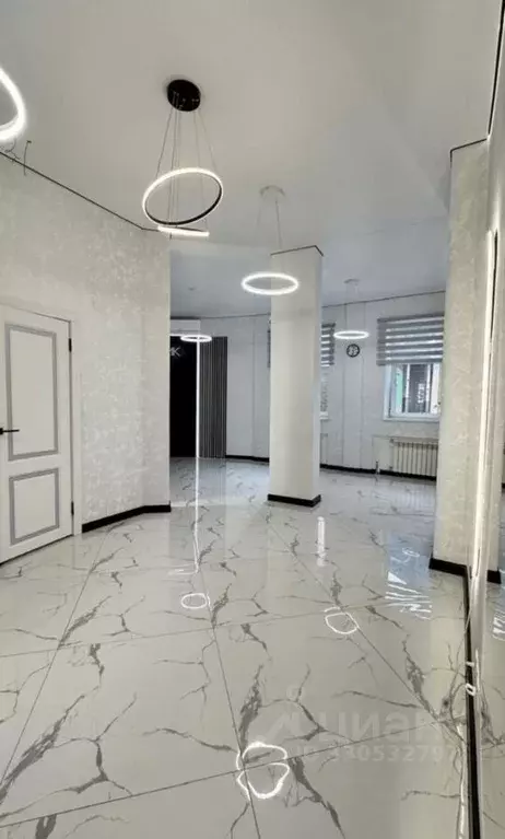Помещение свободного назначения в Омская область, Омск просп. ... - Фото 2