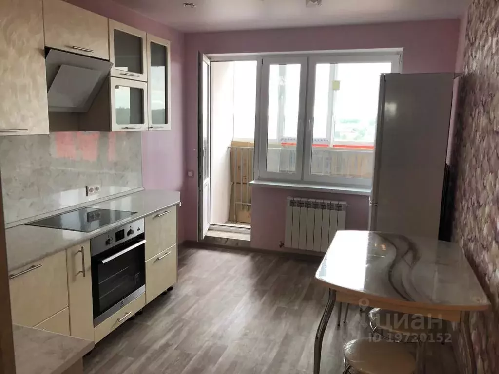 2-к кв. Татарстан, Казань ул. Братьев Батталовых, 20к1 (56.0 м) - Фото 0