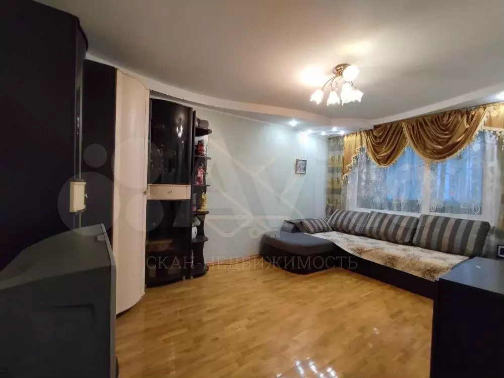 2-к. квартира, 60 м, 1/5 эт. - Фото 1