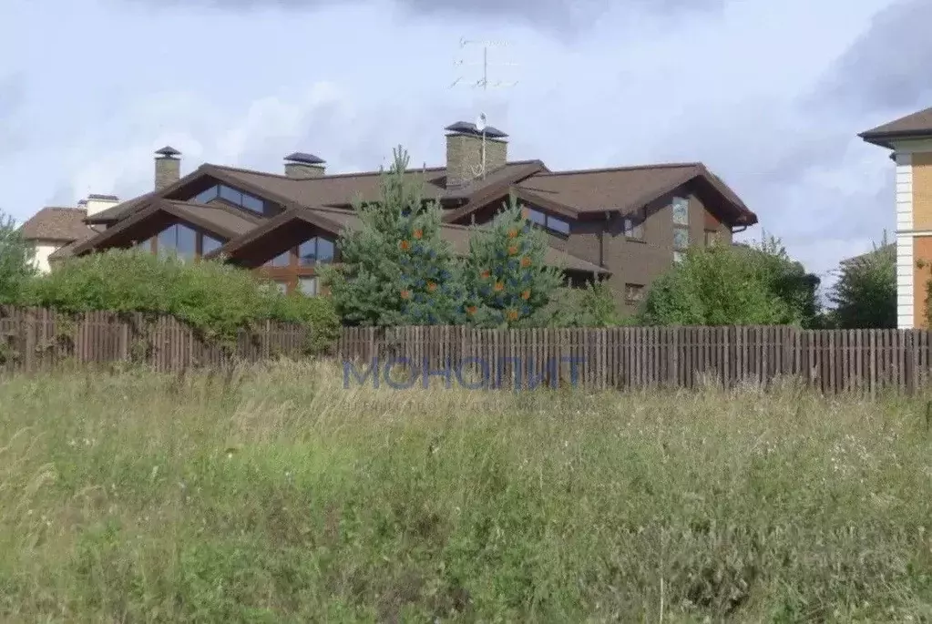 Участок в Московская область, Наро-Фоминский городской округ, д. ... - Фото 2