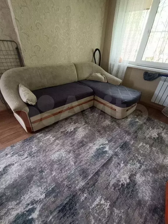 Комната 33 м в 1-к., 1/5 эт. - Фото 1