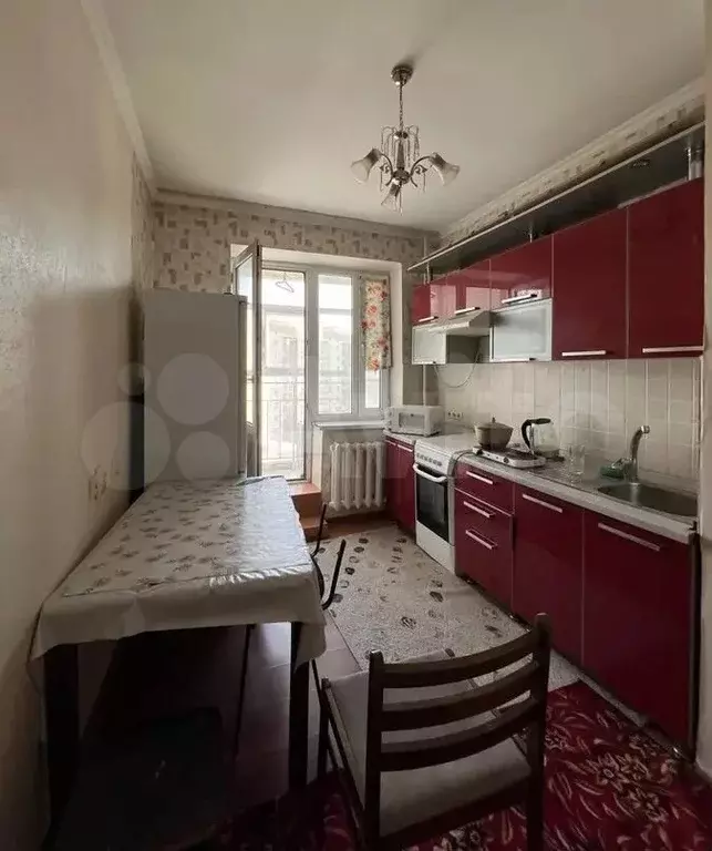 1-к. квартира, 37 м, 4/6 эт. - Фото 1
