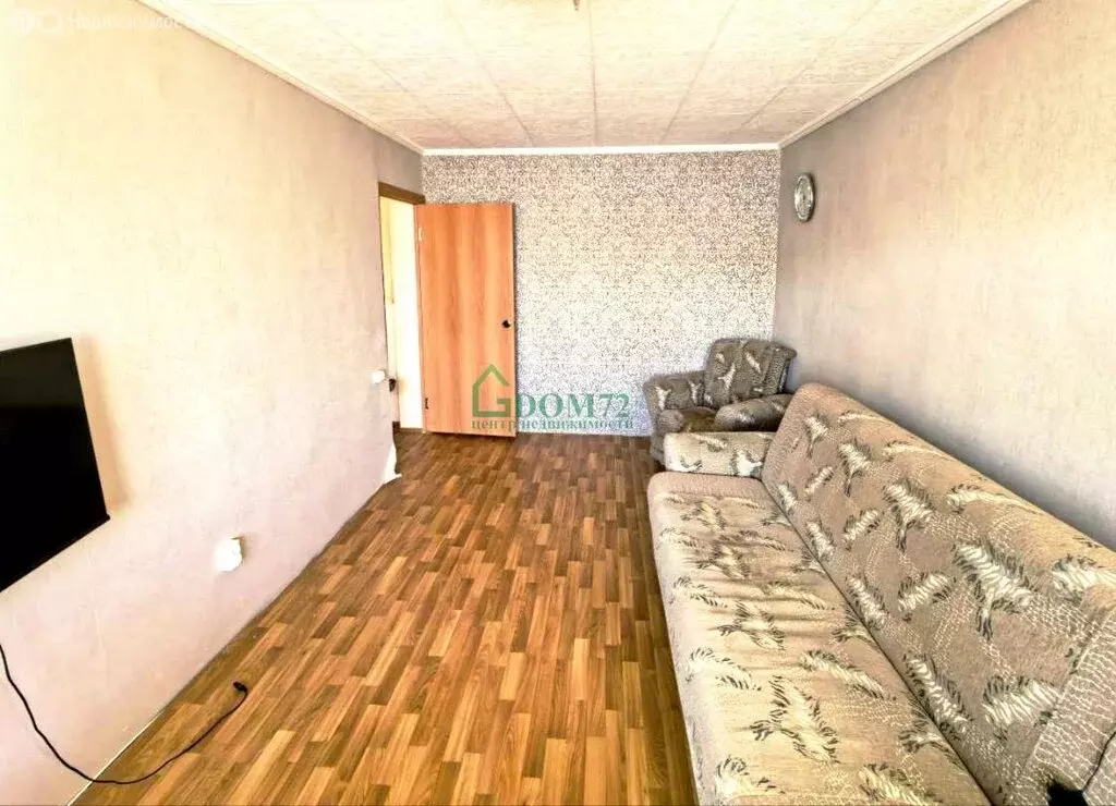 2-комнатная квартира: Тобольск, 4-й микрорайон, 9 (43.2 м) - Фото 1