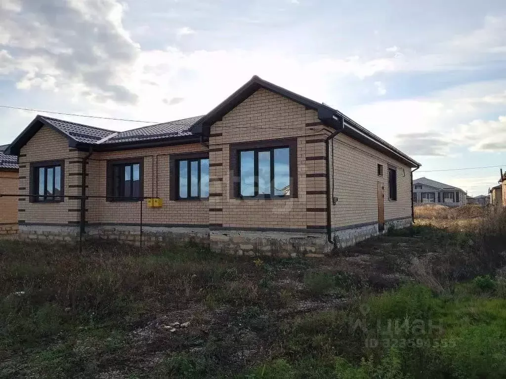 Дом в Ставропольский край, Михайловск Шпаковский район, ул. Владимира ... - Фото 2