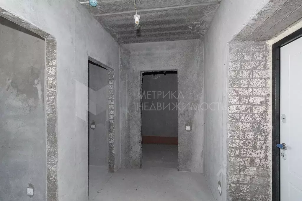 1-к кв. Тюменская область, Тюмень ул. 50 лет Октября, 75к4 (39.7 м) - Фото 1