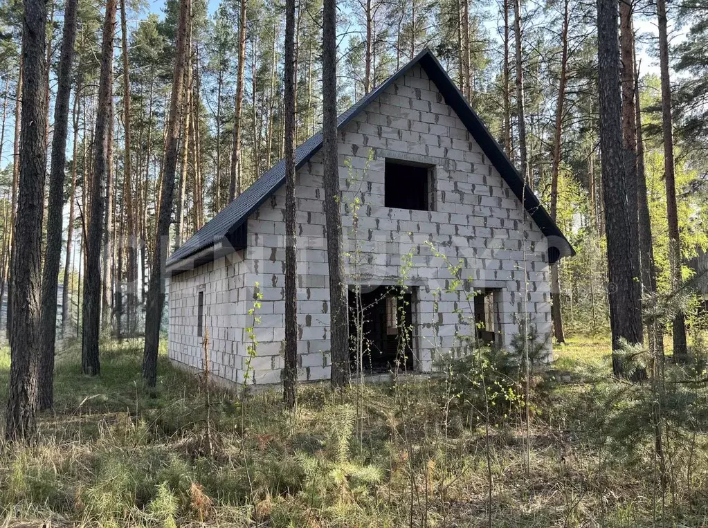 Дом в Липецкая область, Грязинский район, Ярлуковский сельсовет, с. ... - Фото 0