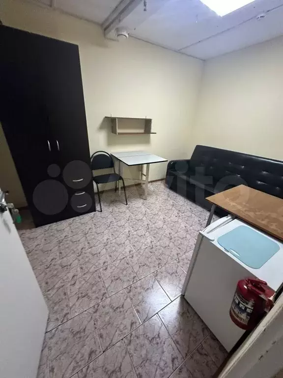 Комната 10 м в 4-к., 2/4 эт. - Фото 0