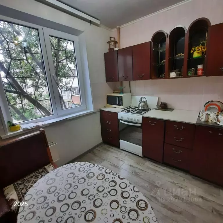 2-к кв. Крым, Керчь ш. Индустриальное, 27 (52.0 м) - Фото 1