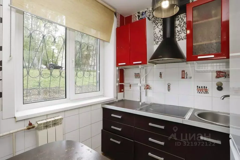 2-к кв. Иркутская область, Иркутск Юбилейный мкр, 12 (43.3 м) - Фото 1