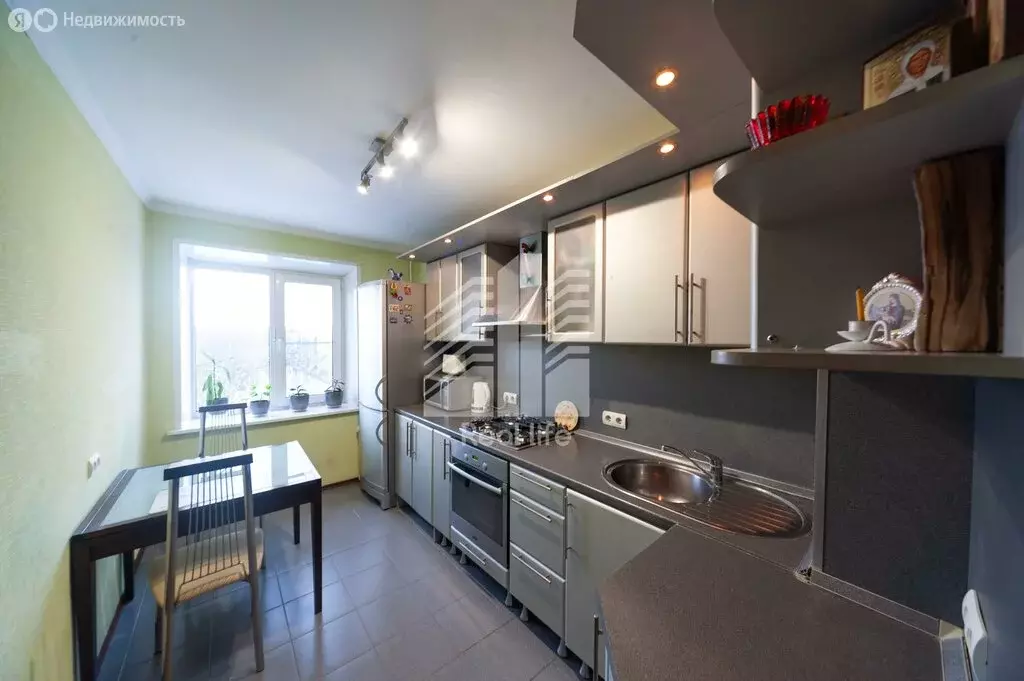 3-комнатная квартира: Домодедово, микрорайон Западный, улица ... - Фото 1