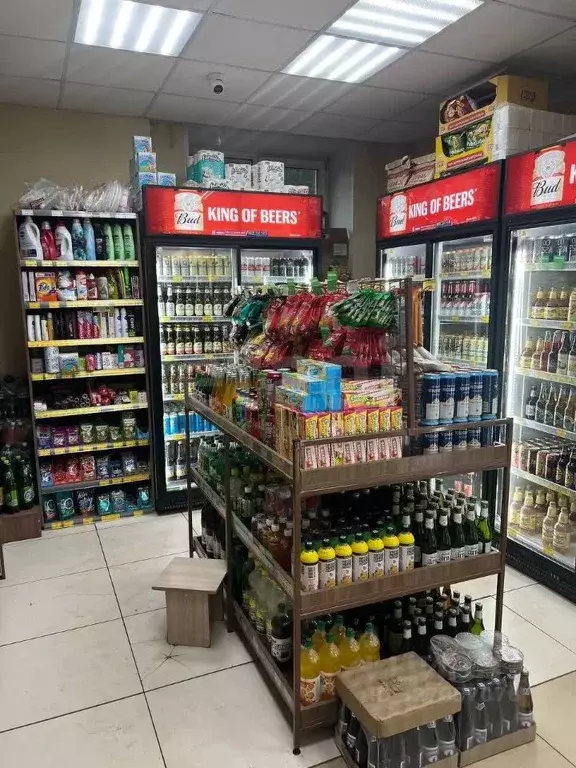 Торговая площадь в Красноярский край, Красноярск ул. Юности, 39а (92 ... - Фото 1