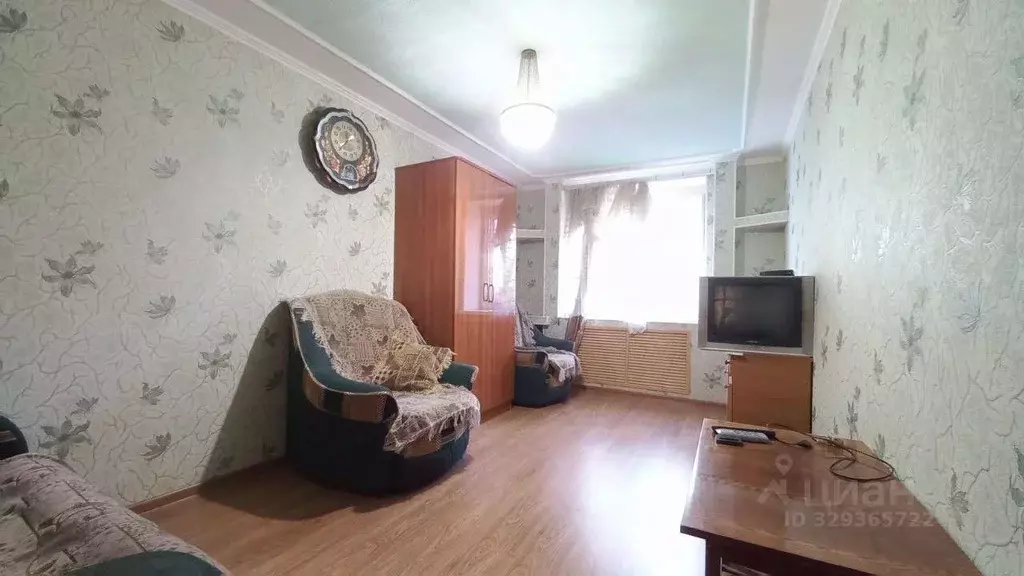 2-к кв. Краснодарский край, Лабинск ул. Калинина, 122 (48.2 м) - Фото 1