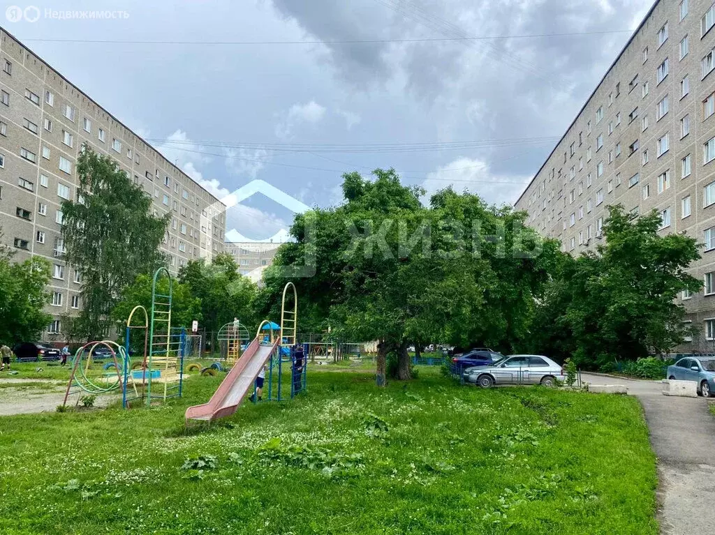 3-комнатная квартира: Екатеринбург, улица Фрунзе, 64 (58 м) - Фото 0