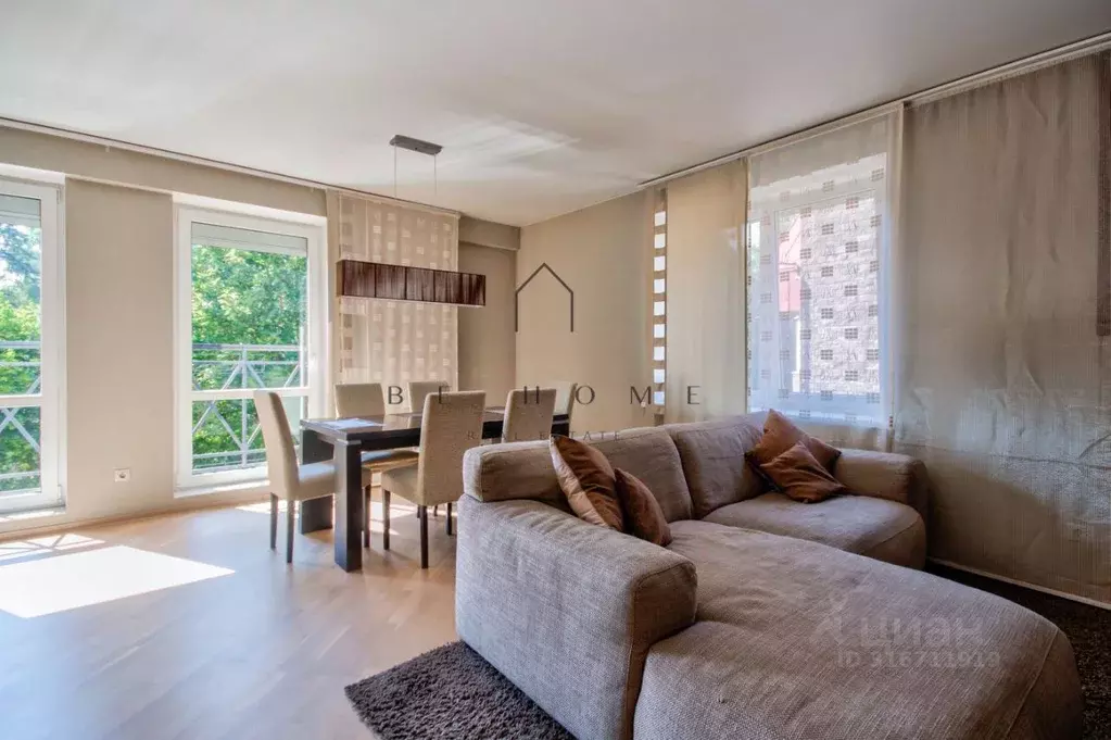 2-к кв. Санкт-Петербург Новоколомяжский просп., 15 (85.0 м) - Фото 0