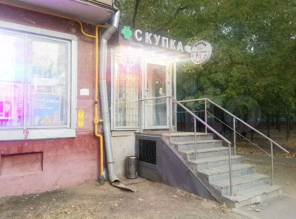 Торговая площадь 29 м на хорошем трафике - Фото 0