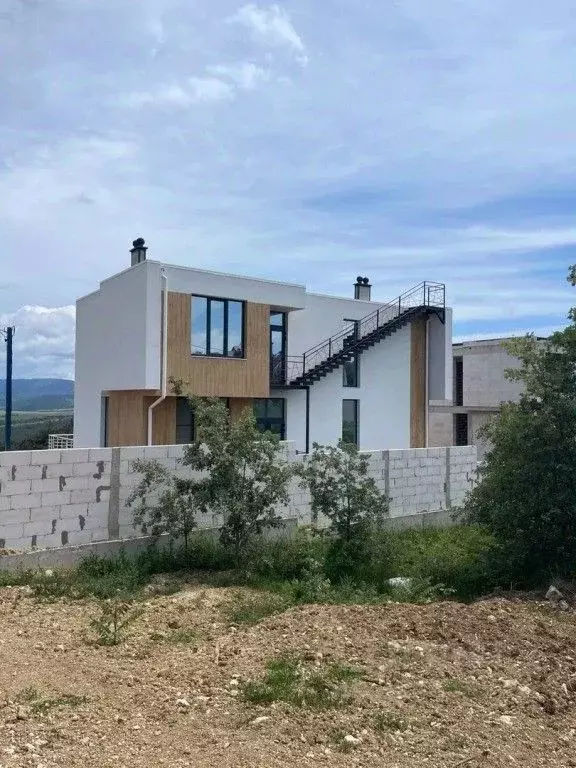 1-к кв. Севастополь ул. Летчика Кирсанова, 10Б (35.0 м) - Фото 1