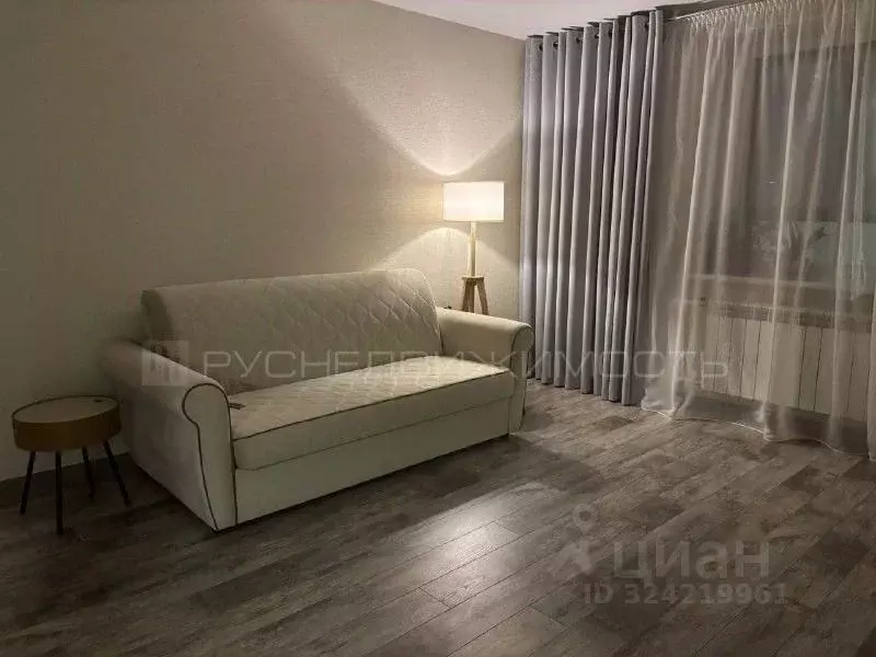 2-к кв. Кировская область, Киров Красноармейская ул., 82А (54.3 м) - Фото 1