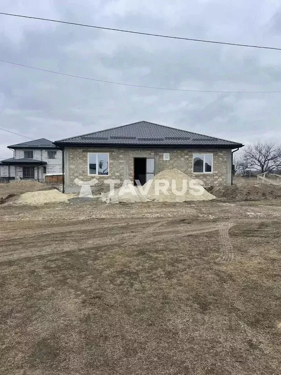 Дом в Крым, Симферопольский район, Чистенское с/пос, Родничок СПК ул. ... - Фото 2