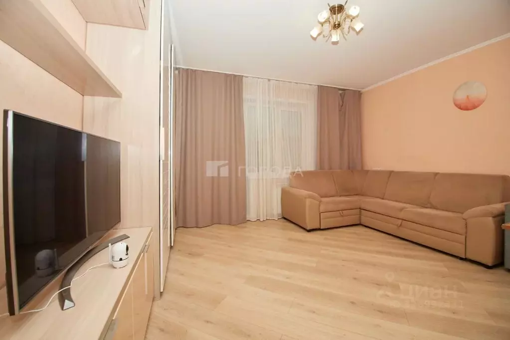 1-к кв. Кемеровская область, Новокузнецк ул. Звездова, 6 (35.0 м) - Фото 1