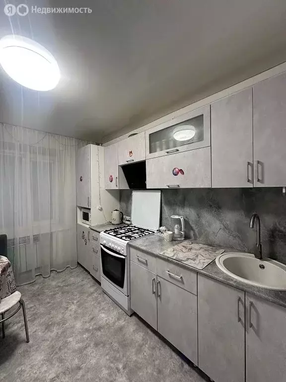 3-комнатная квартира: Самара, посёлок Мехзавод, 10-й квартал, 1 (69 м) - Фото 1