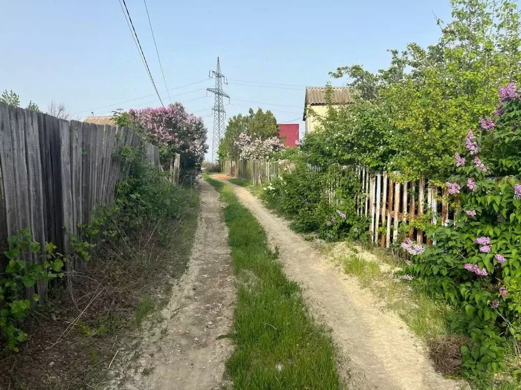 Дом в Волгоградская область, Волгоград Сластена СНТ, 4-я линия (15 м) - Фото 1