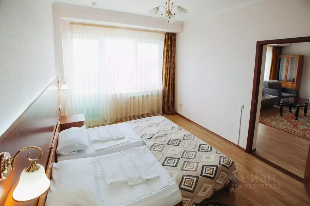 Комната Ставропольский край, Пятигорск ул. Академика Павлова, 42 (65.0 ... - Фото 1