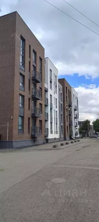 2-к кв. Оренбургская область, Оренбург ул. Цвиллинга, 13 (86.0 м) - Фото 0
