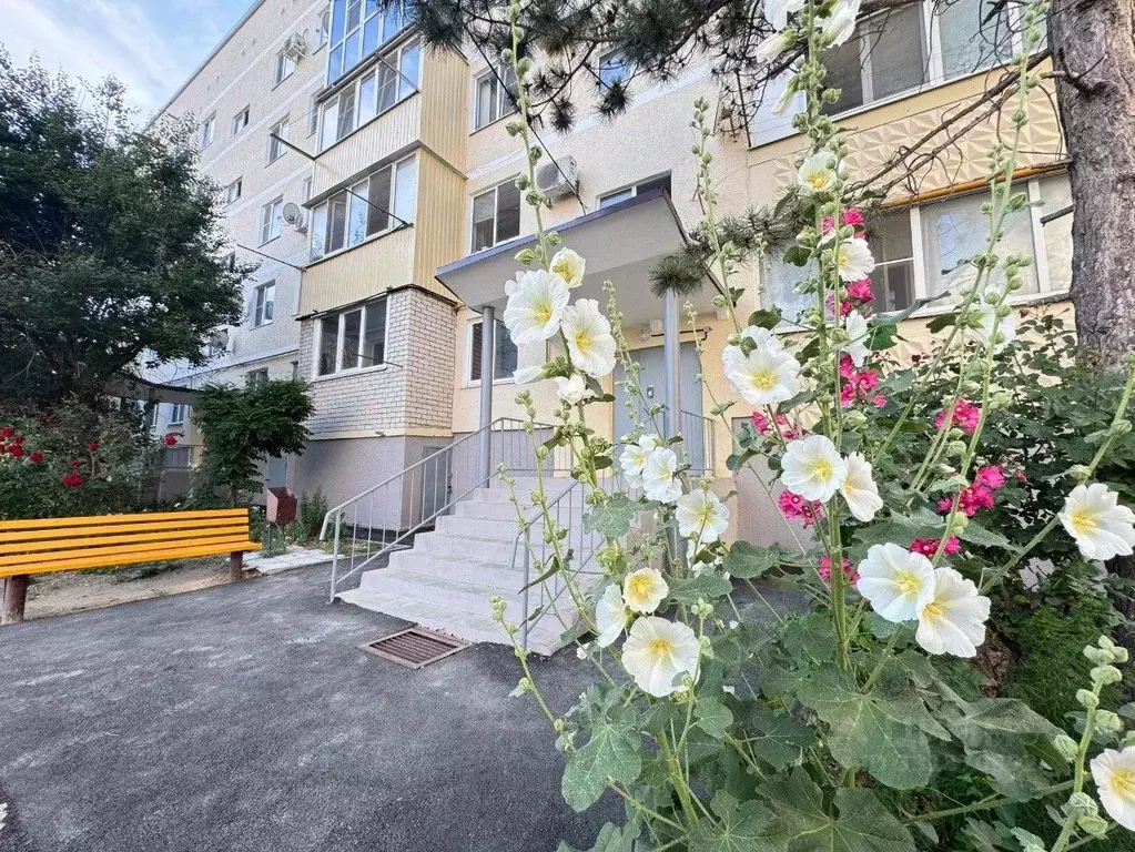 2-к кв. Краснодарский край, Темрюк ул. Макарова, 4 (49.7 м) - Фото 1